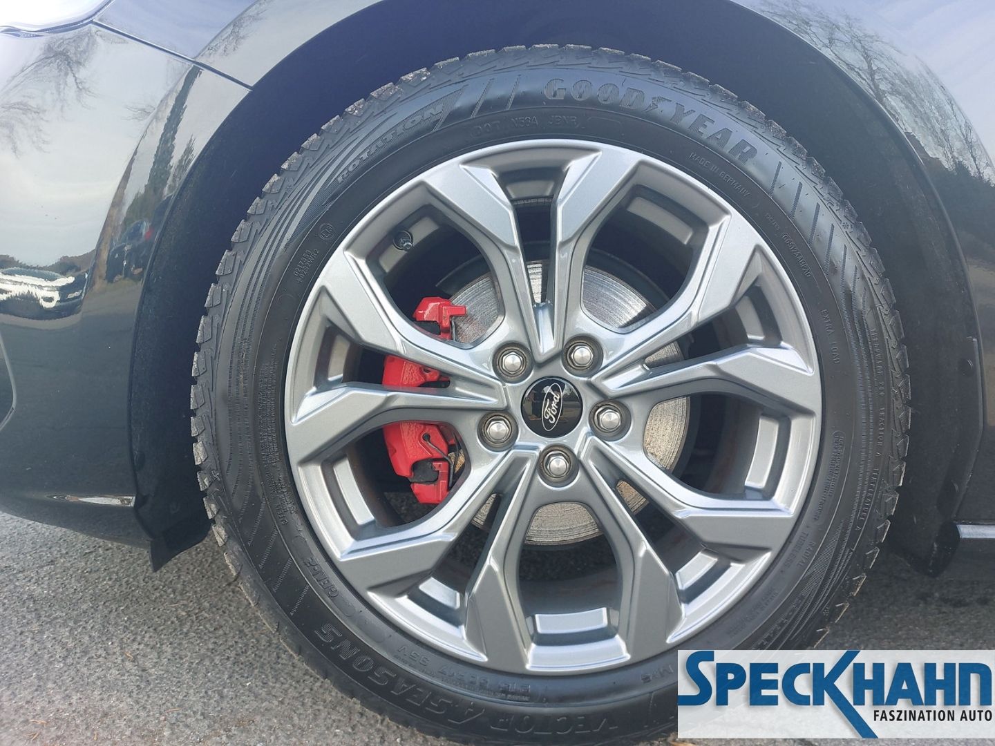 Ford Focus Turnier - Bild 8 von 15