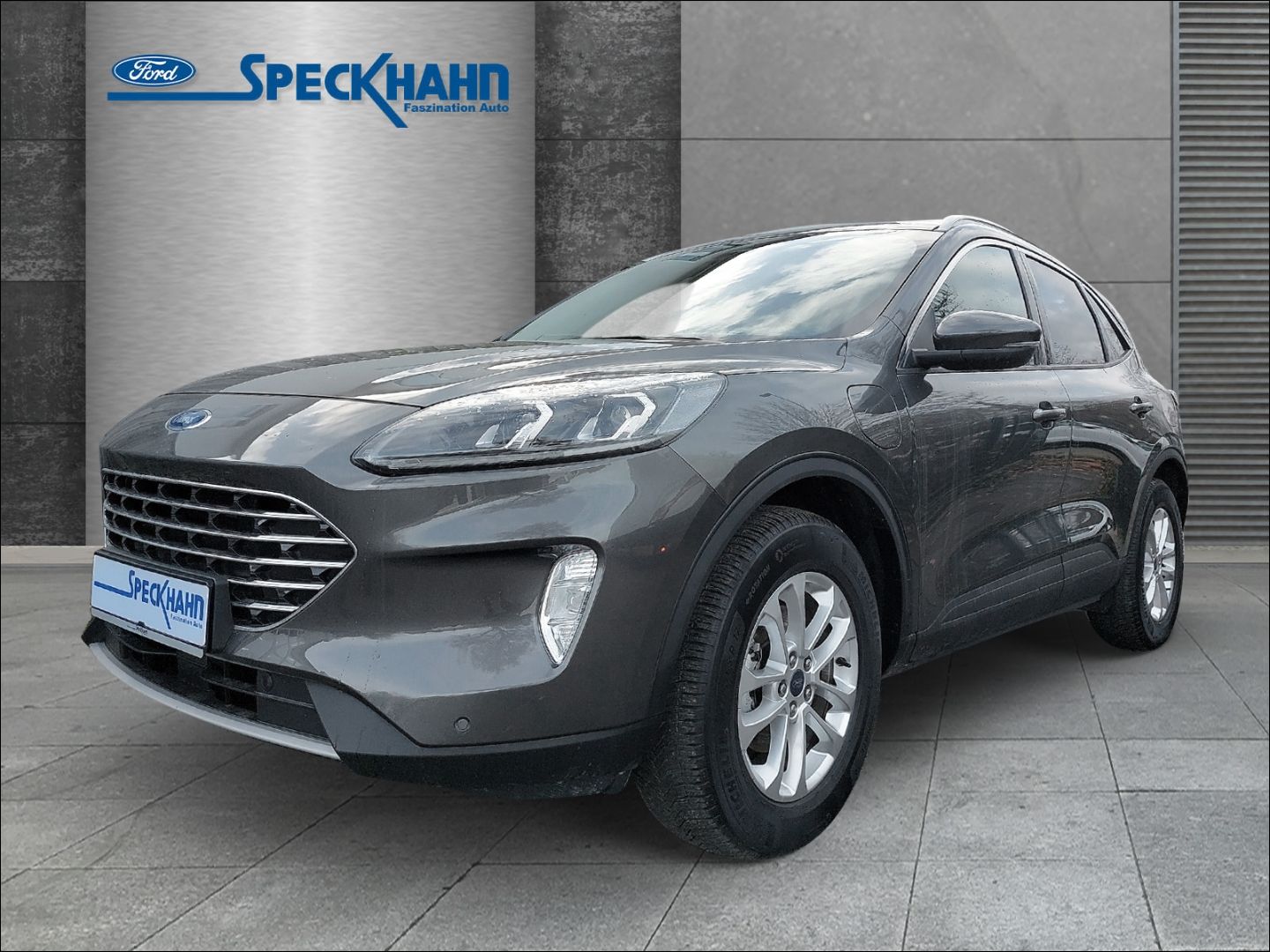 Ford Kuga PHEV Titanium X HUD AHK-klappbar Navi Soundsystem - Bild 1 von 20