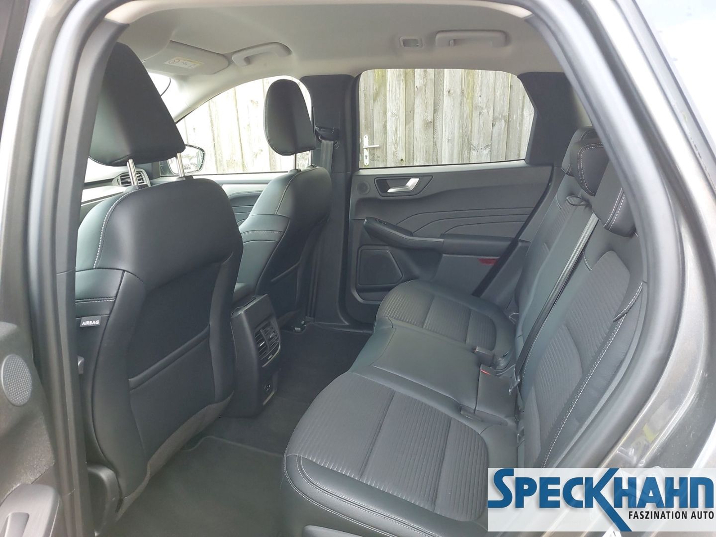 Ford Kuga PHEV Titanium X HUD AHK-klappbar Navi Soundsystem - Bild 13 von 20