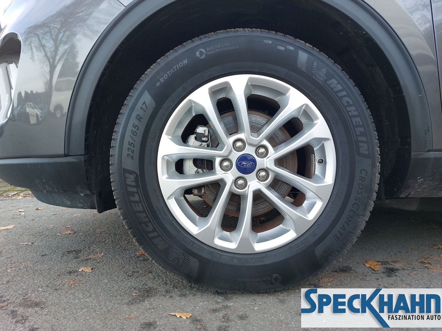 Ford Kuga PHEV Titanium X HUD AHK-klappbar Navi Soundsystem - Bild 8 von 20