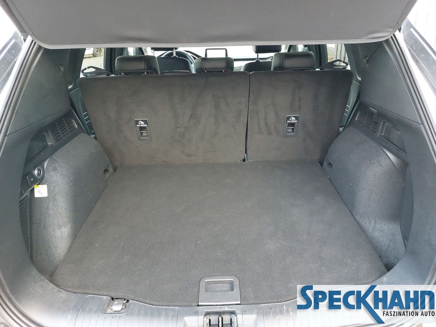 Ford Kuga PHEV Titanium X HUD AHK-klappbar Navi Soundsystem - Bild 9 von 20