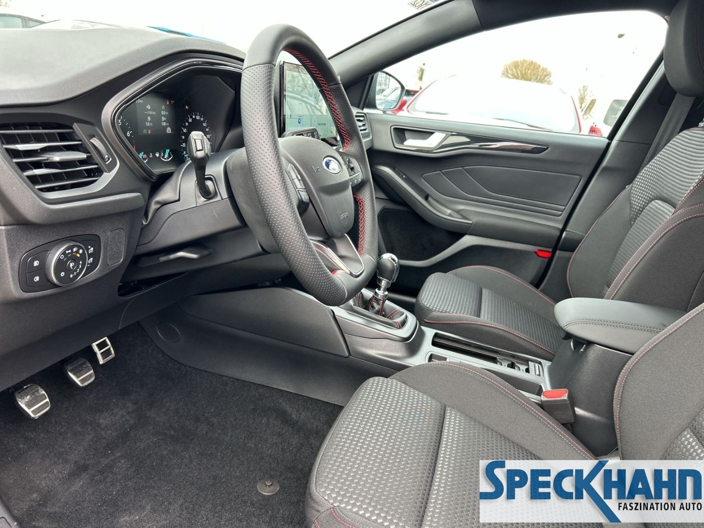 Ford Focus ST-Line 1.0 EcoBoost Mild-Hybrid Kamera SHZ PDCv+h - Bild 11 von 20