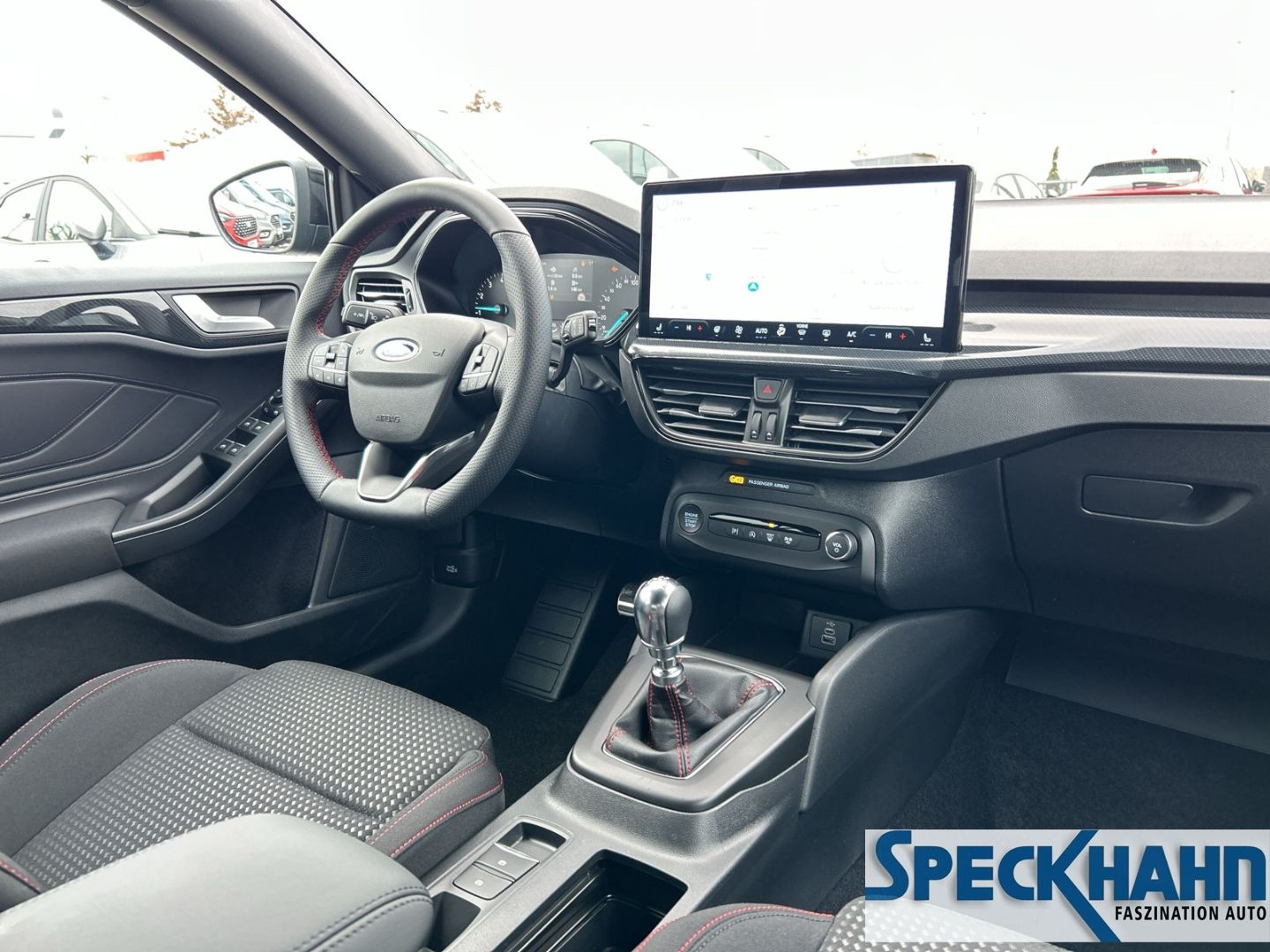 Ford Focus ST-Line 1.0 EcoBoost Mild-Hybrid Kamera SHZ PDCv+h - Bild 12 von 20