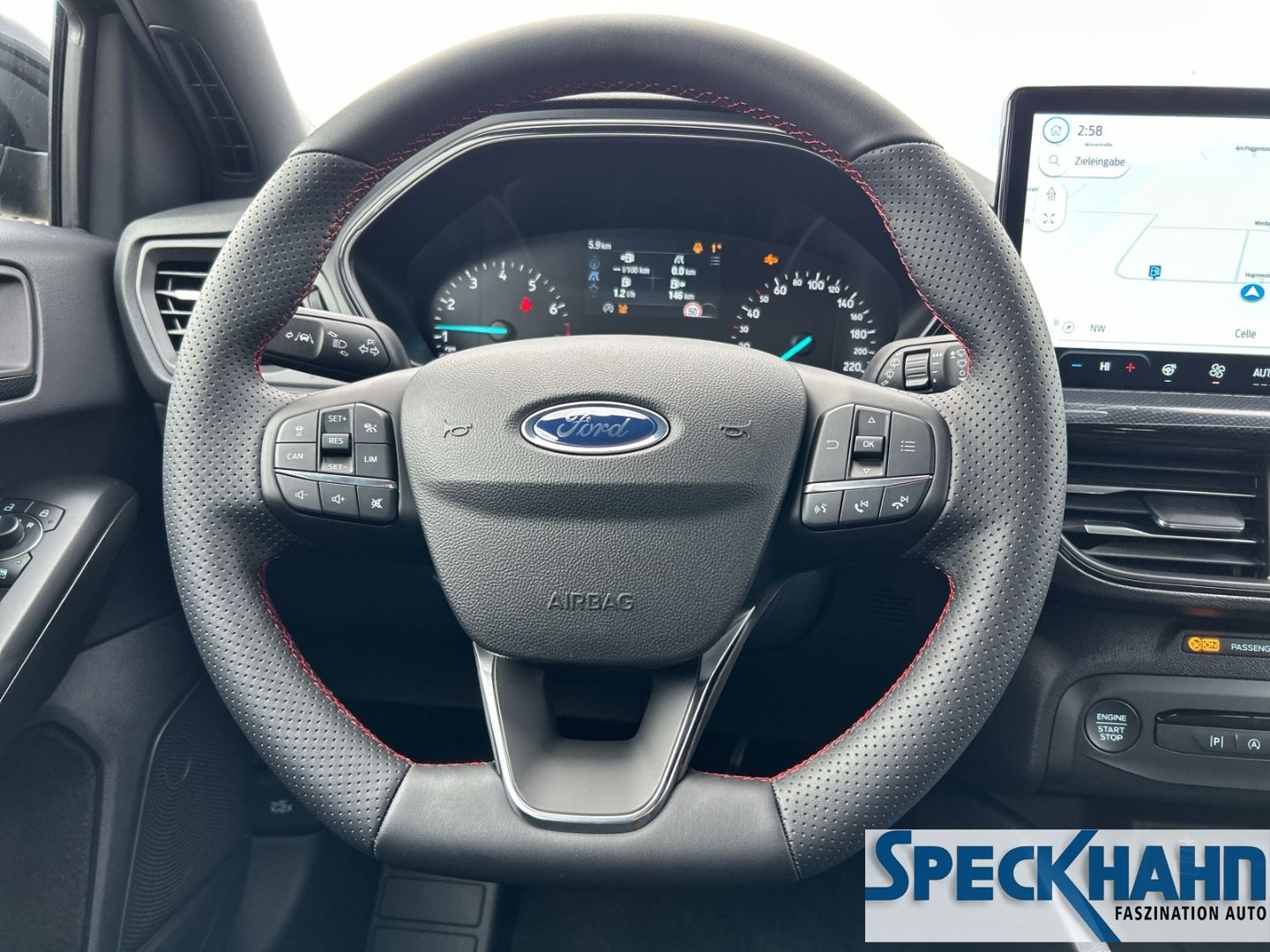 Ford Focus ST-Line 1.0 EcoBoost Mild-Hybrid Kamera SHZ PDCv+h - Bild 15 von 20
