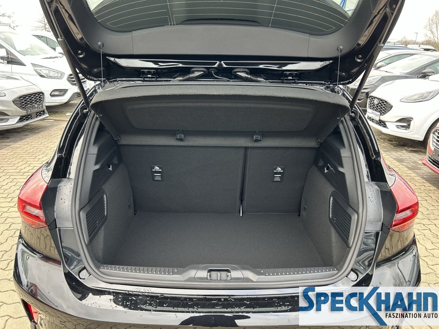 Ford Focus ST-Line 1.0 EcoBoost Mild-Hybrid Kamera SHZ PDCv+h - Bild 9 von 20