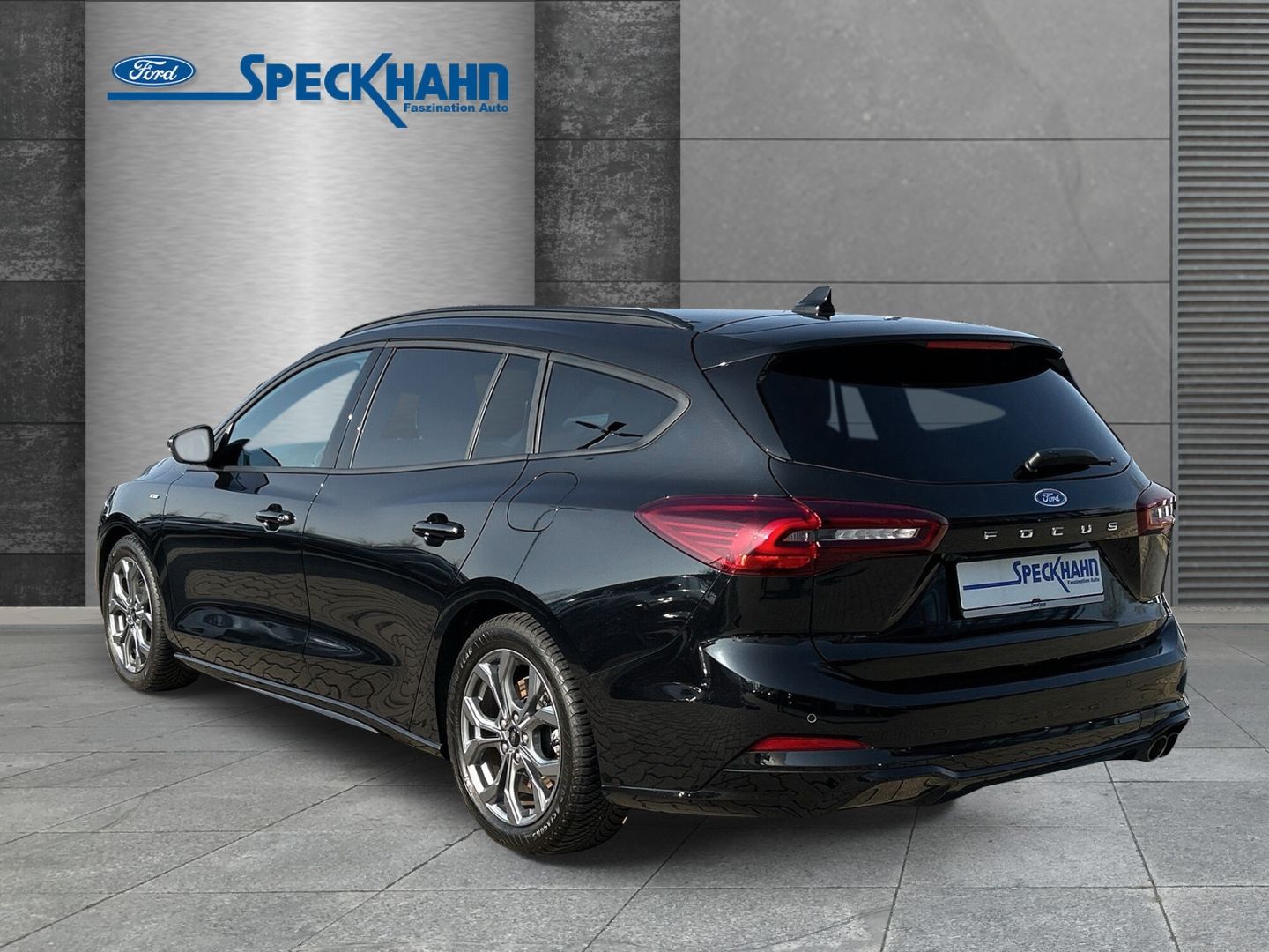 Ford Focus Turnier ST-Line 1.0 EcoBoost Mild-Hybrid EU6d - Bild 2 von 20