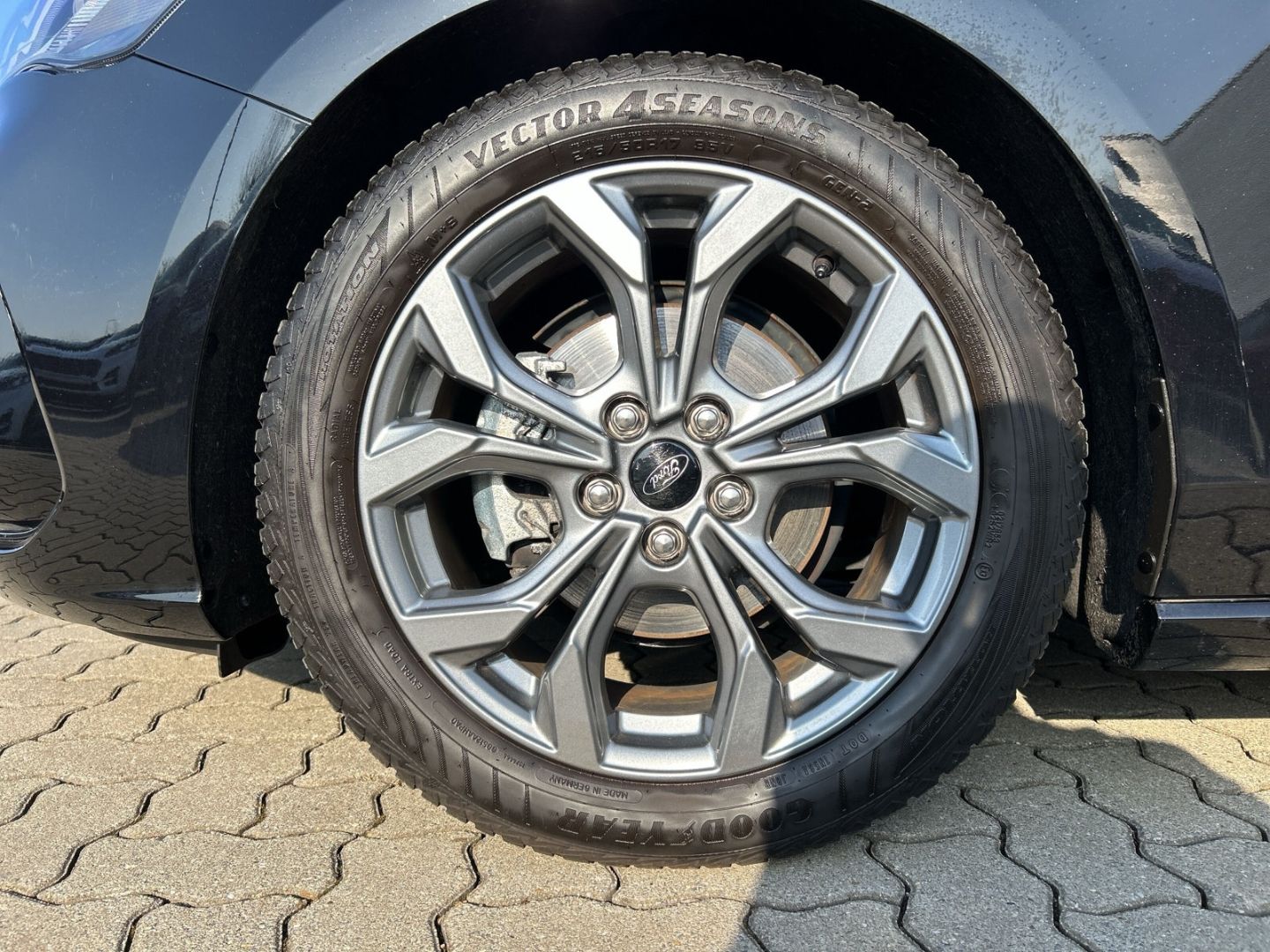 Ford Focus Turnier ST-Line 1.0 EcoBoost Mild-Hybrid EU6d - Bild 8 von 20