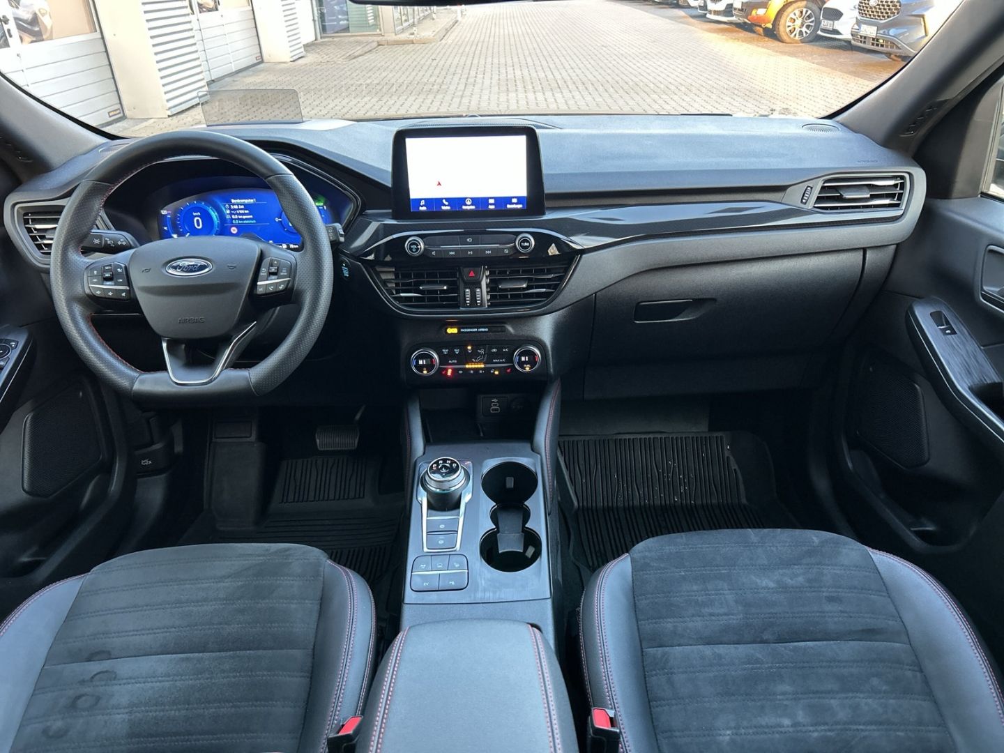 Ford Kuga - Bild 14 von 15