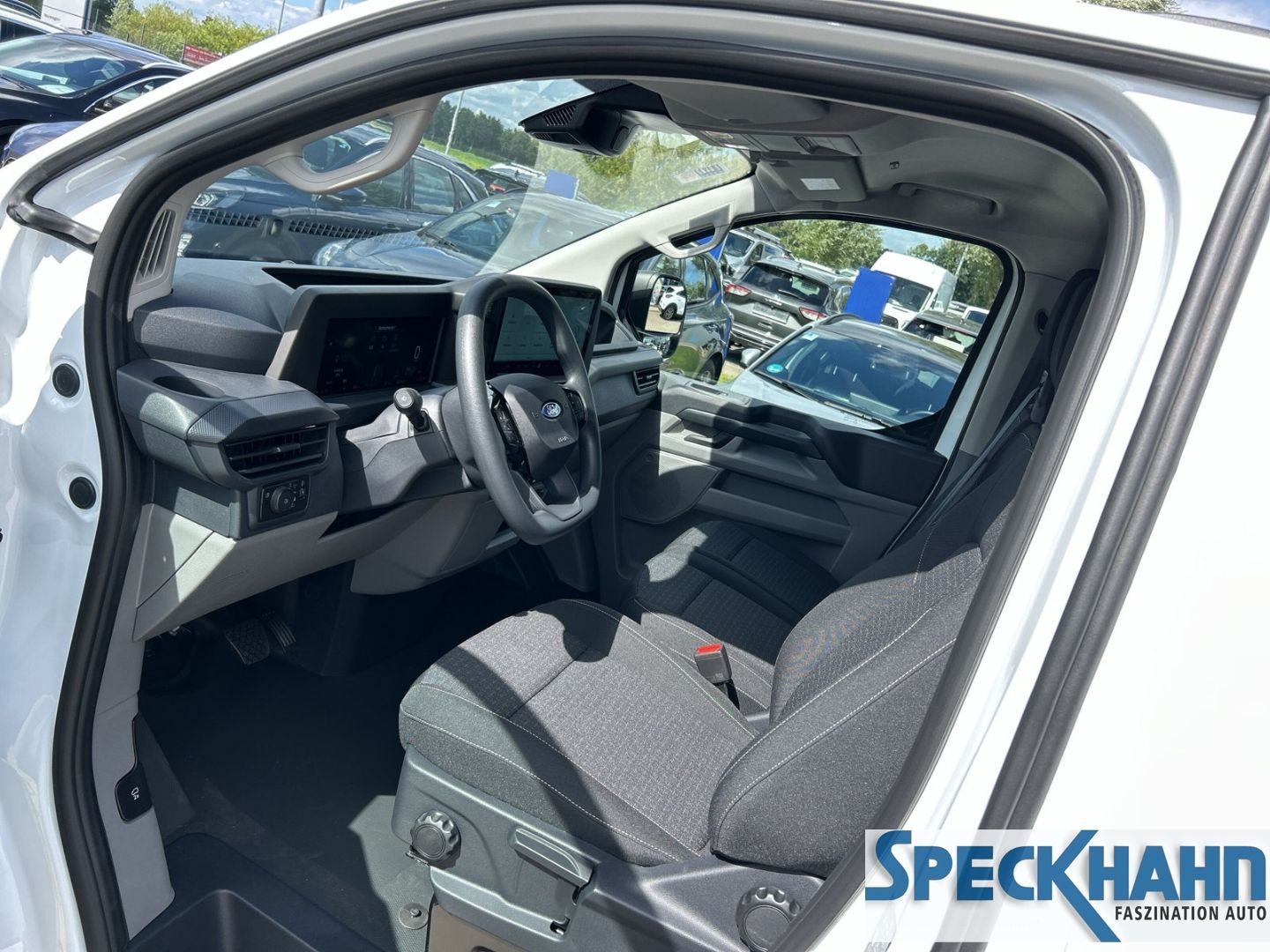 Ford Transit Custom - Bild 10 von 15