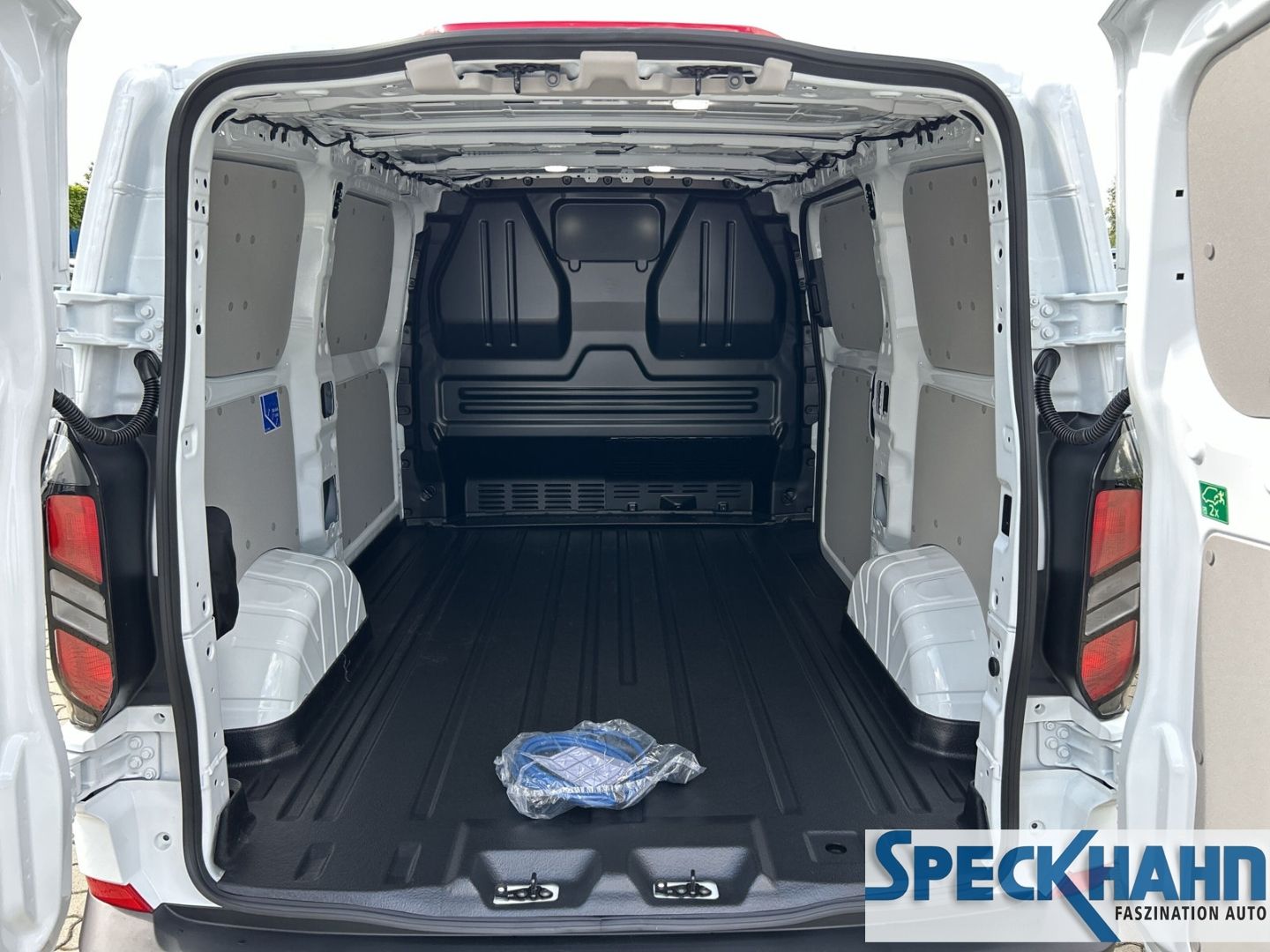 Ford Transit Custom - Bild 9 von 15