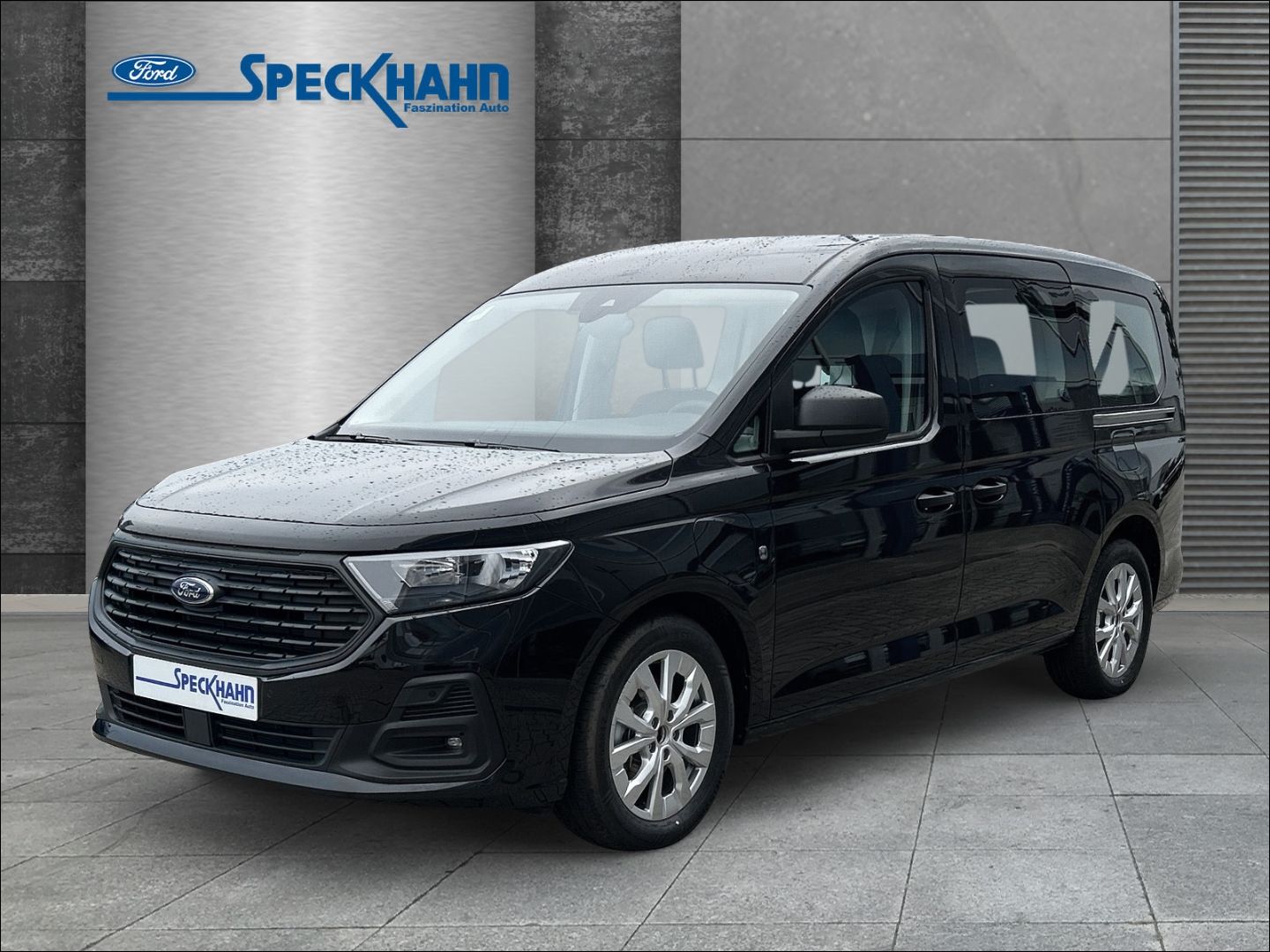 Ford Tourneo Connect Grand - Bild 1 von 15