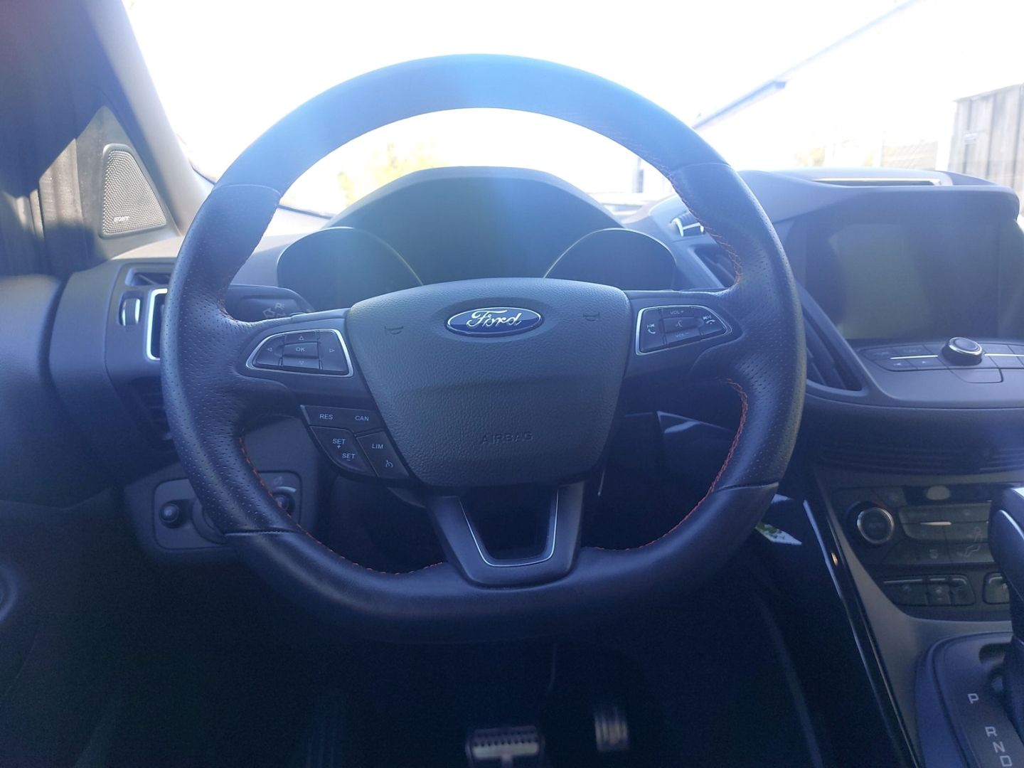 Ford Kuga - Bild 15 von 15