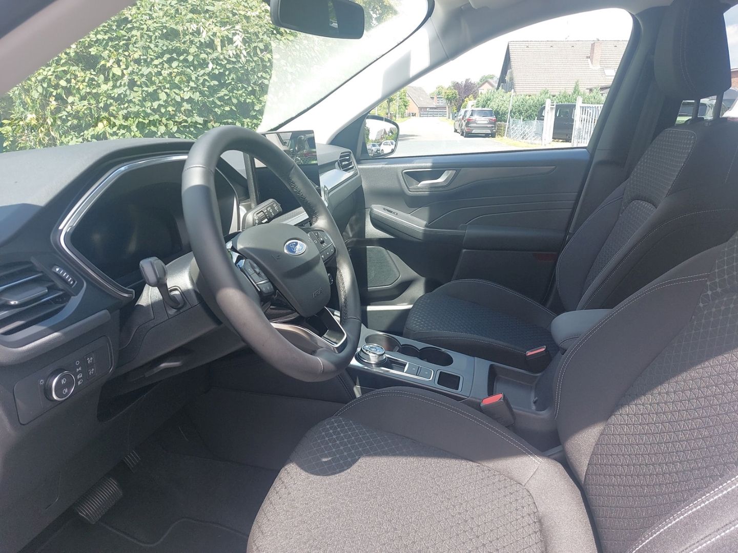 Ford Kuga - Bild 11 von 15