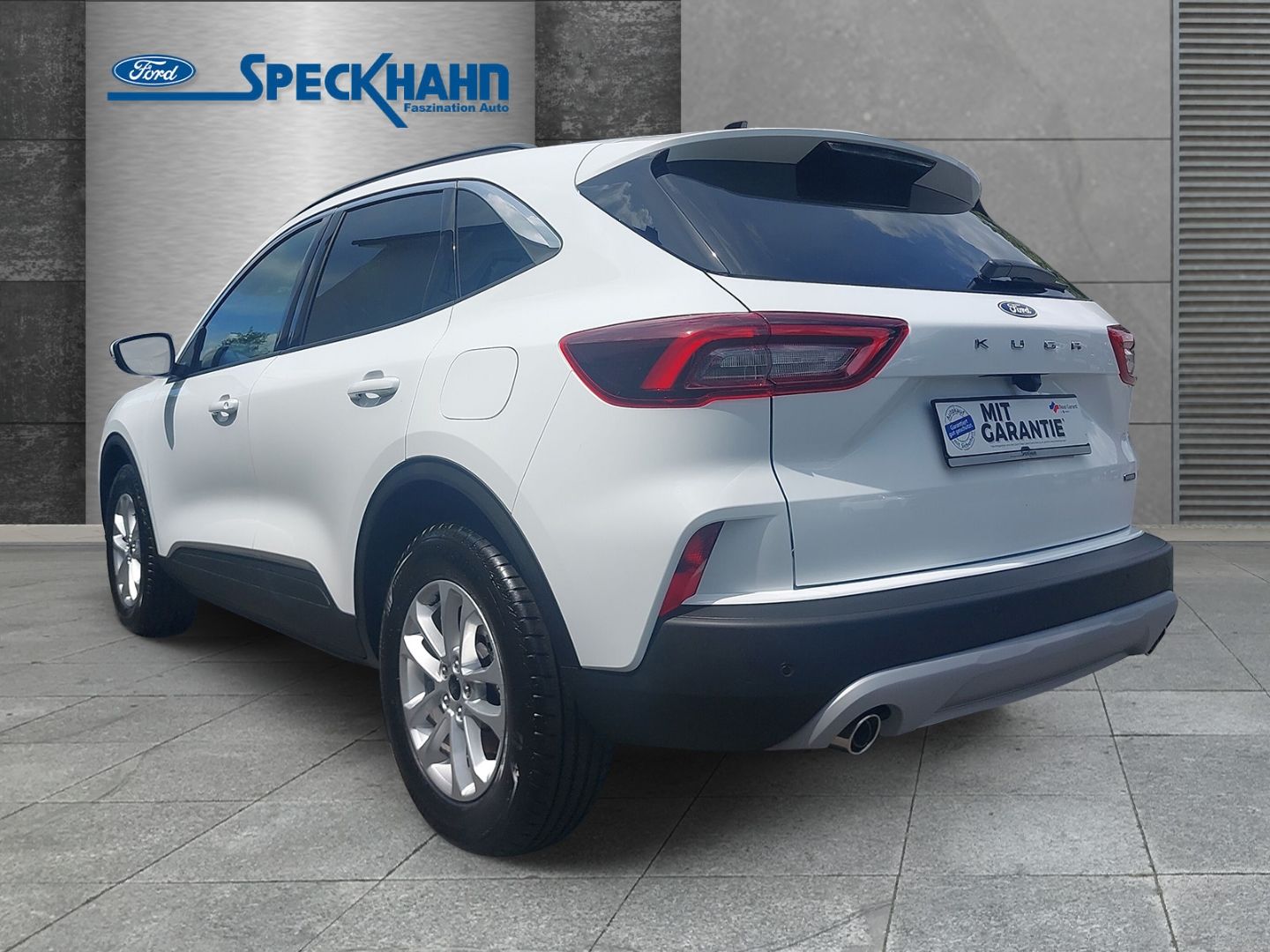 Ford Kuga - Bild 2 von 15