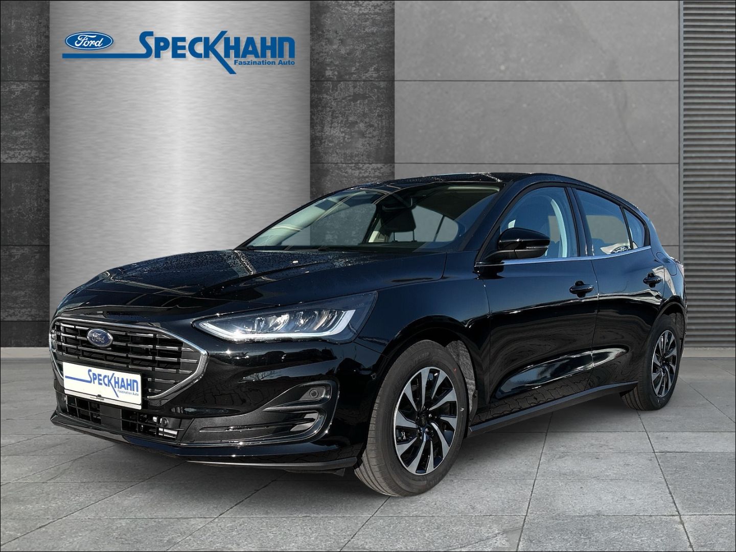 Ford Focus Titanium Navi Kamera  Lenkradhzg. WLAN Sitzhzg. - Bild 1 von 20