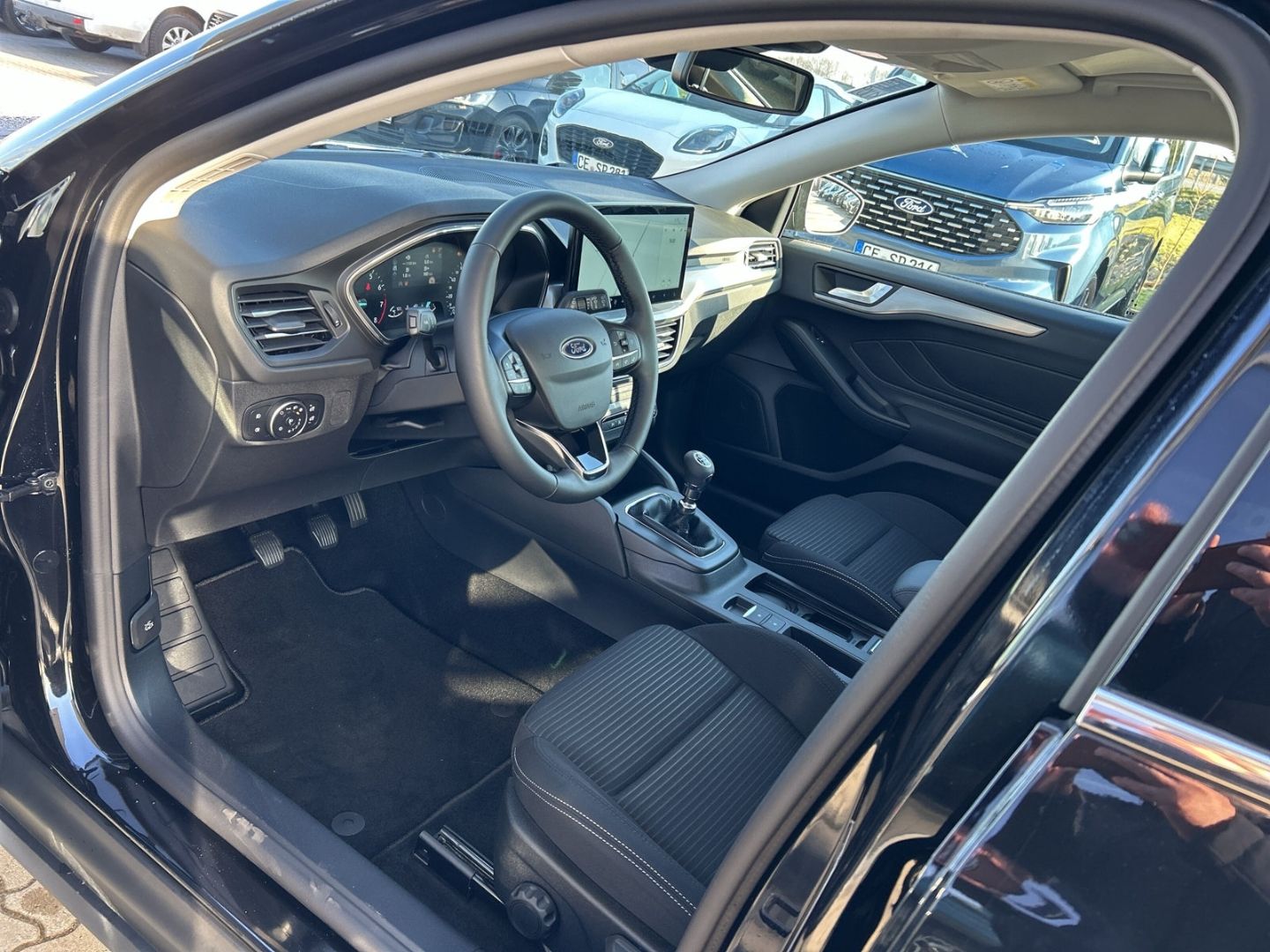 Ford Focus Titanium Navi Kamera  Lenkradhzg. WLAN Sitzhzg. - Bild 10 von 20