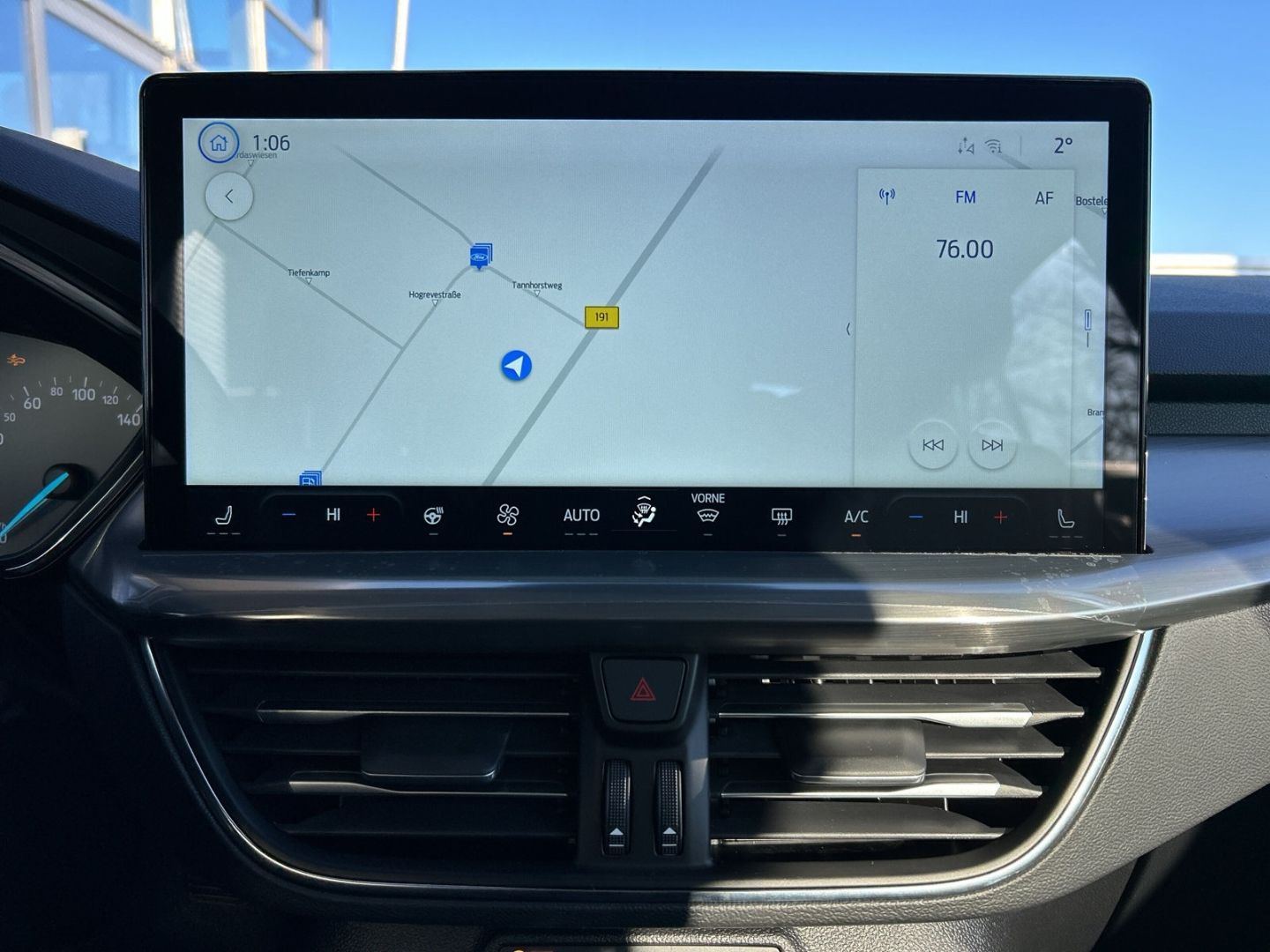 Ford Focus Titanium Navi Kamera  Lenkradhzg. WLAN Sitzhzg. - Bild 17 von 20