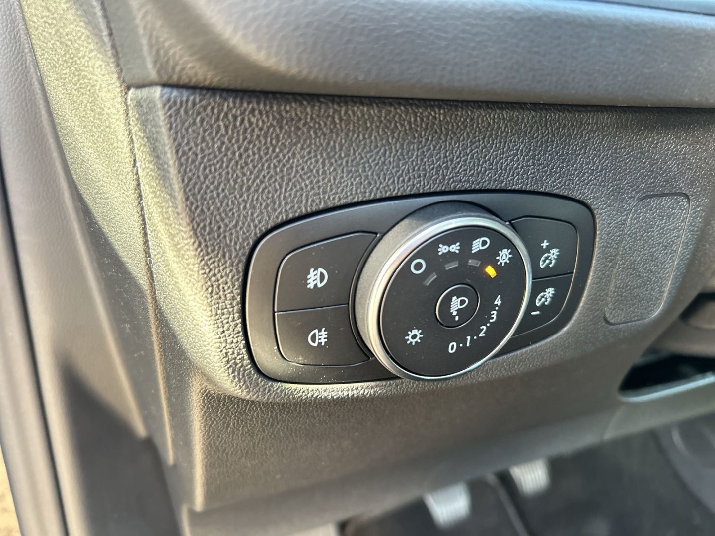 Ford Focus Titanium Navi Kamera  Lenkradhzg. WLAN Sitzhzg. - Bild 19 von 20