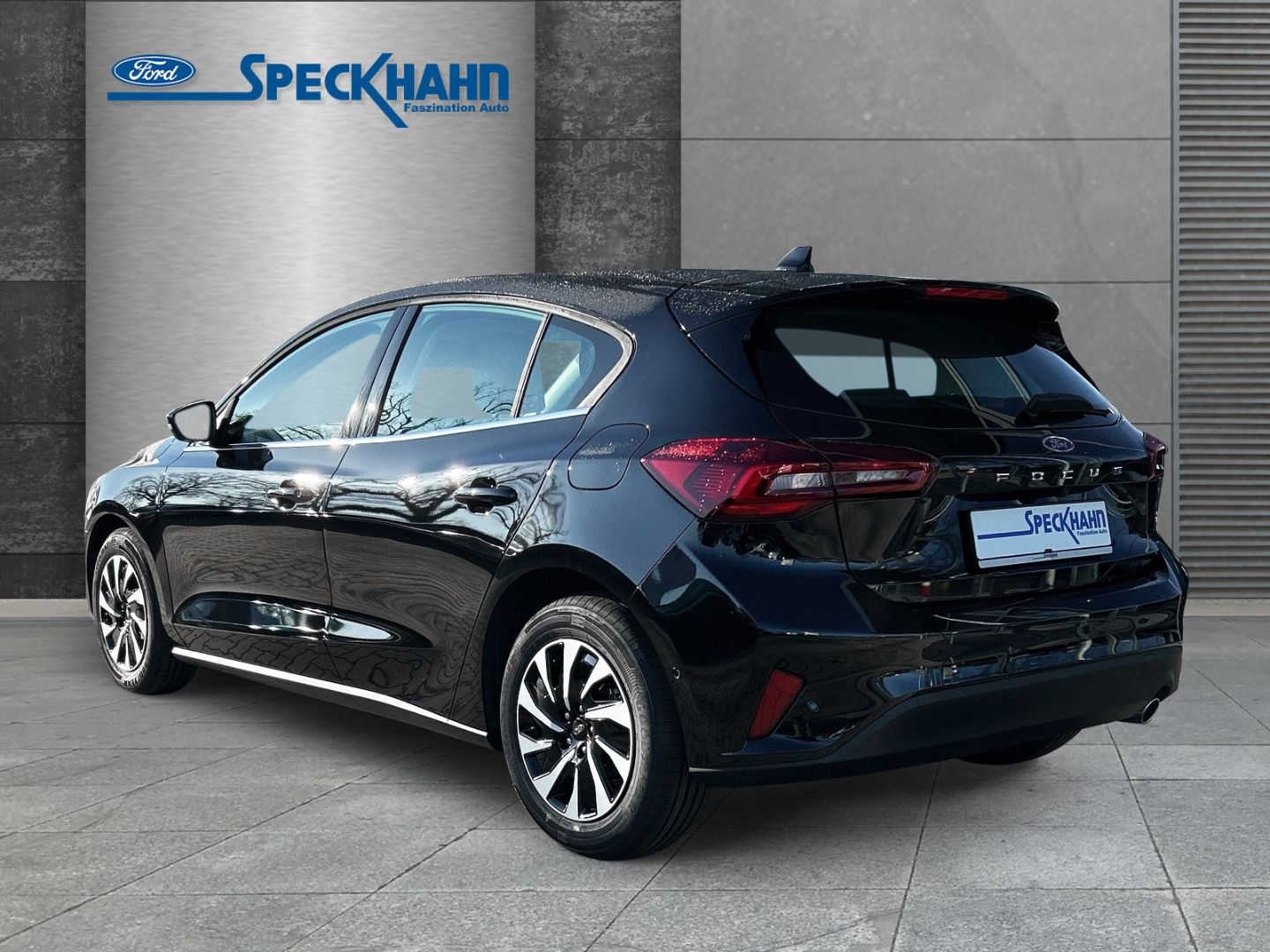Ford Focus Titanium Navi Kamera  Lenkradhzg. WLAN Sitzhzg. - Bild 2 von 20
