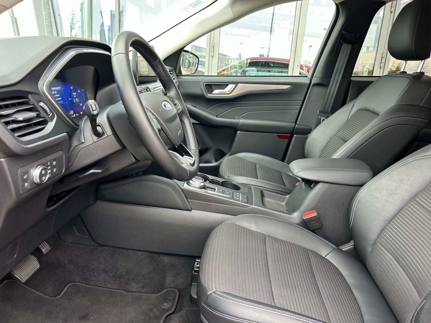 Ford Kuga Titanium X PHEV, KAMERA, KLIMA, AHK - Bild 11 von 20