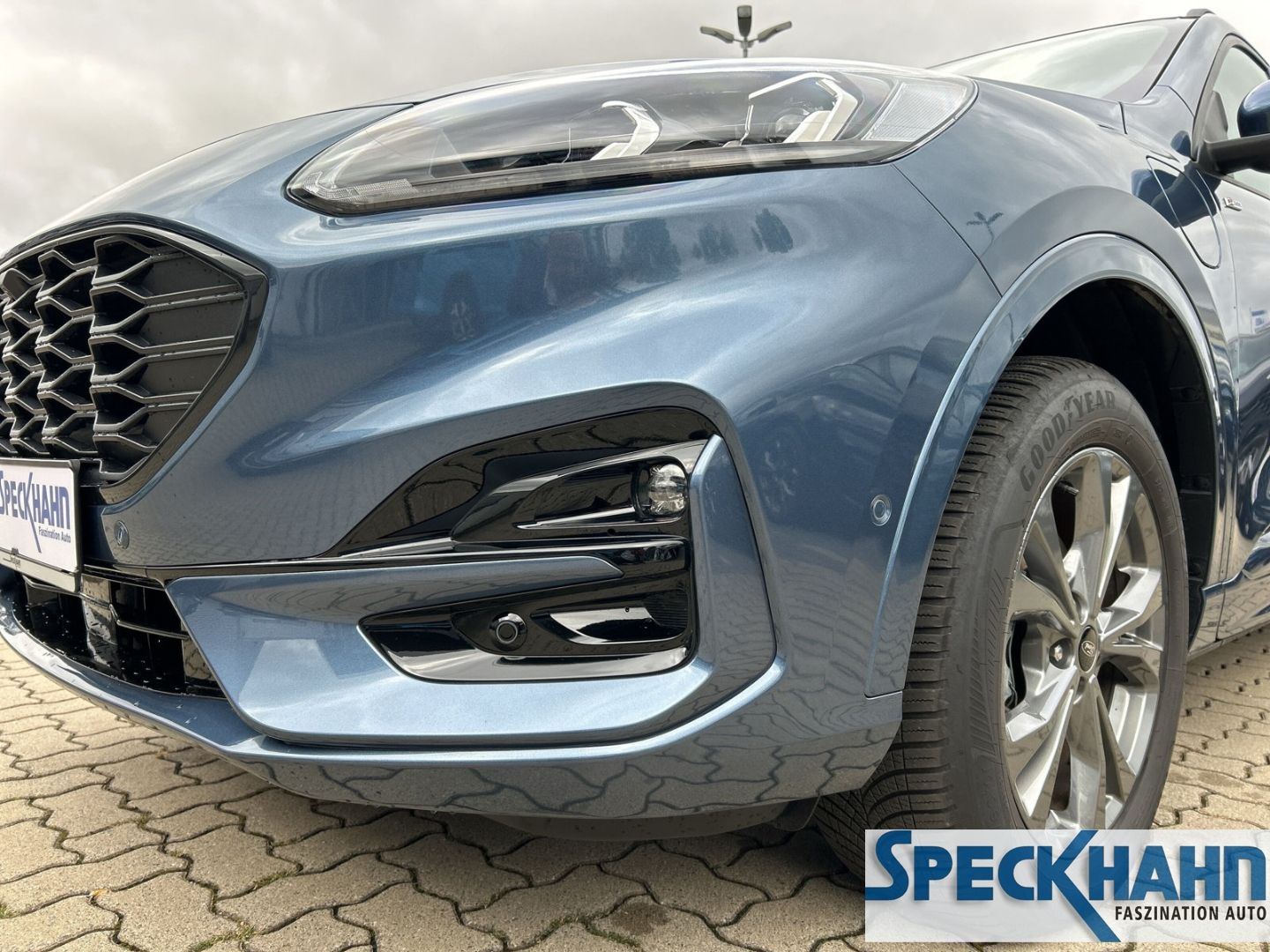 Ford Kuga Plug-In Hybrid ST-Line 2.5 Duratec -PHEV Kamera PDCv+h SHZ - Bild 7 von 20