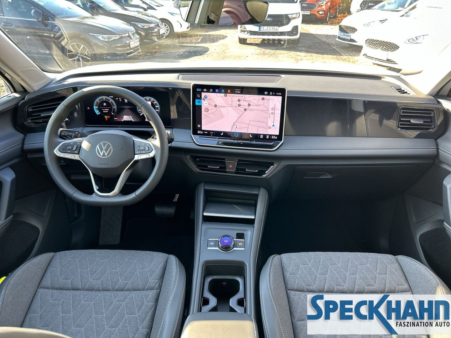 Volkswagen Tiguan Life 2.0TDI AHK 3-Zonen-KLIMA KAMERA NAVI LED-Hauptscheinwerfer - Bild 14 von 20