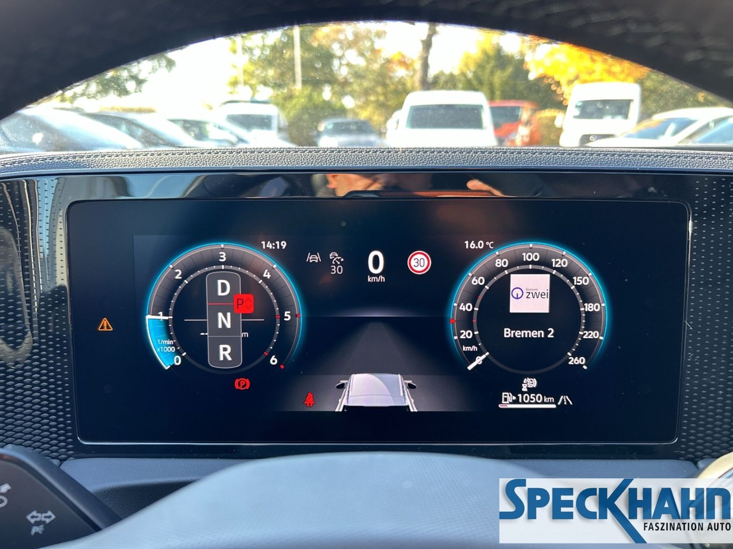 Volkswagen Tiguan Life 2.0TDI AHK 3-Zonen-KLIMA KAMERA NAVI LED-Hauptscheinwerfer - Bild 17 von 20