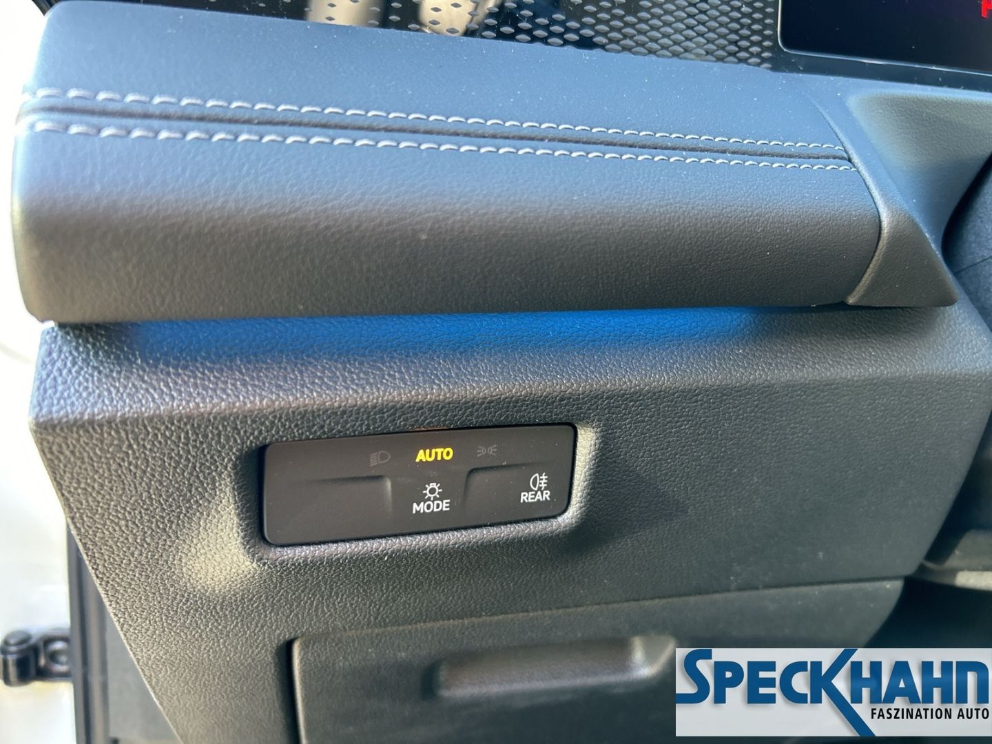 Volkswagen Tiguan Life 2.0TDI AHK 3-Zonen-KLIMA KAMERA NAVI LED-Hauptscheinwerfer - Bild 19 von 20