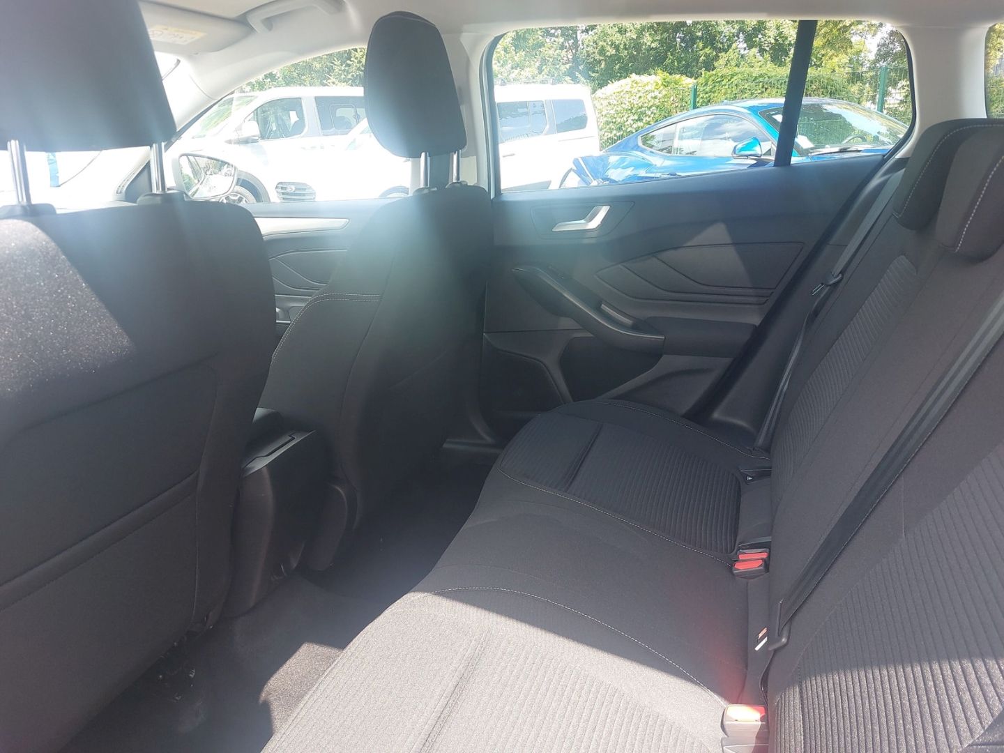 Ford Focus Turnier Titanium Design Kamera eCall LED CarPlay - Bild 13 von 20