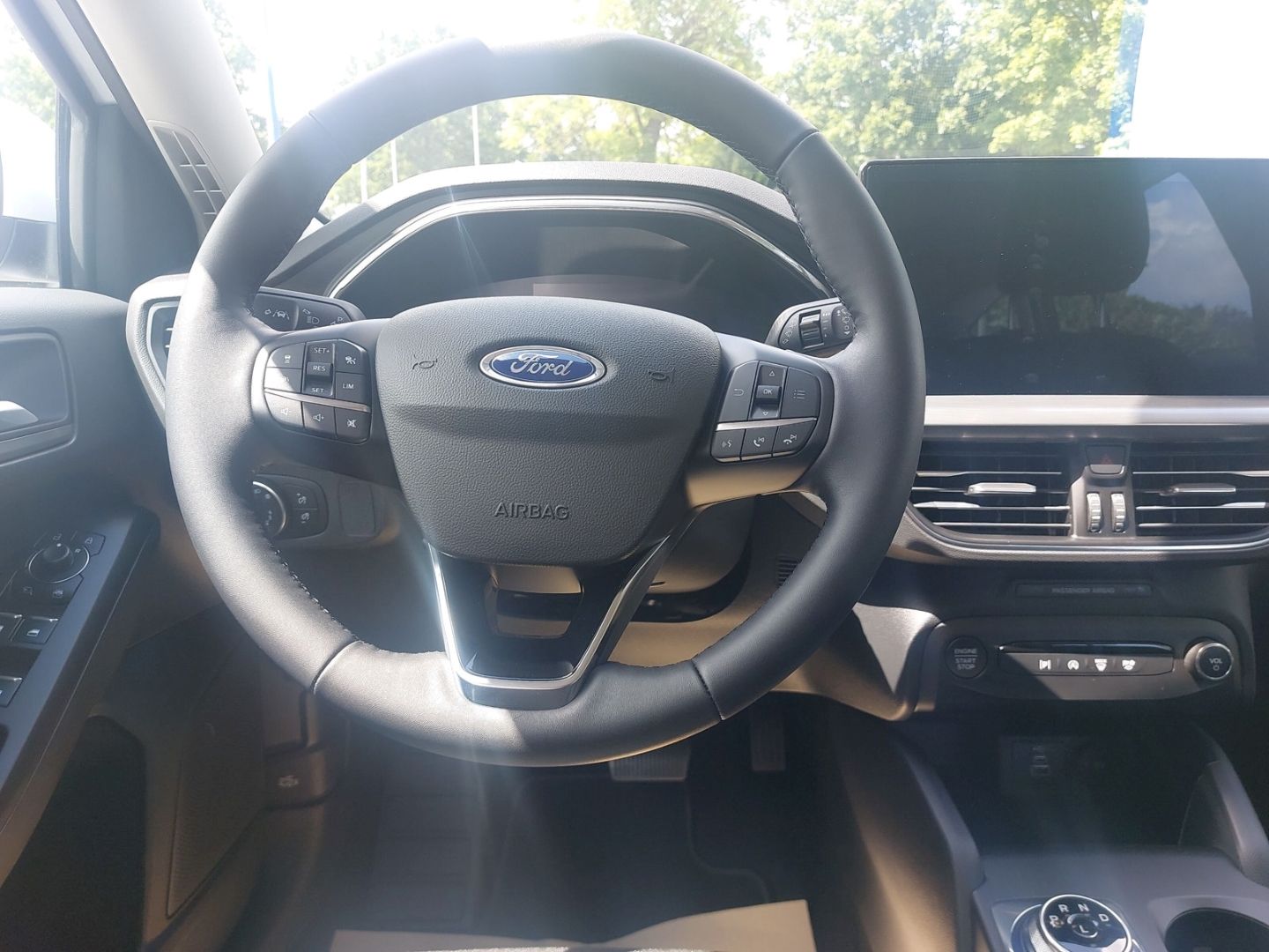 Ford Focus Turnier Titanium Design Kamera eCall LED CarPlay - Bild 15 von 20