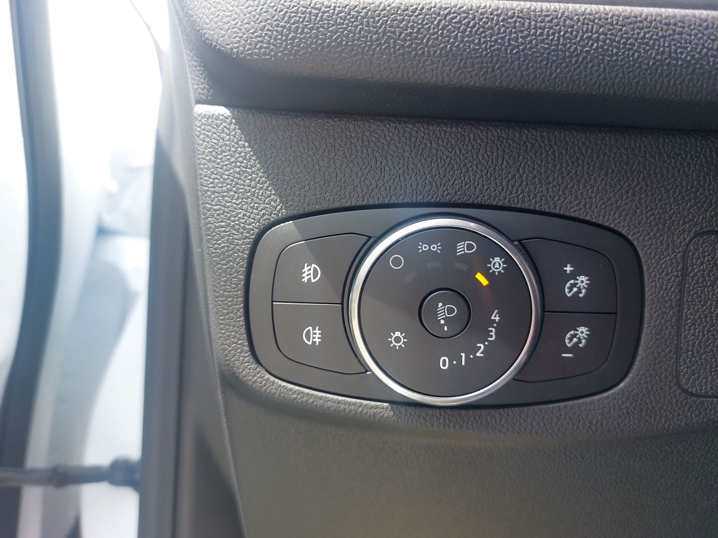 Ford Focus Turnier Titanium Design Kamera eCall LED CarPlay - Bild 19 von 20