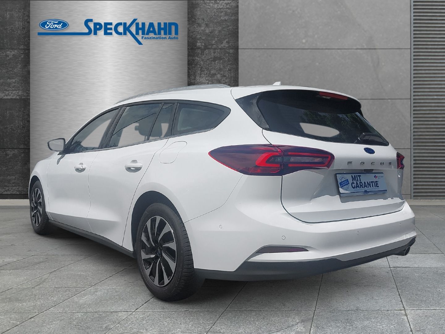 Ford Focus Turnier Titanium Design Kamera eCall LED CarPlay - Bild 2 von 20