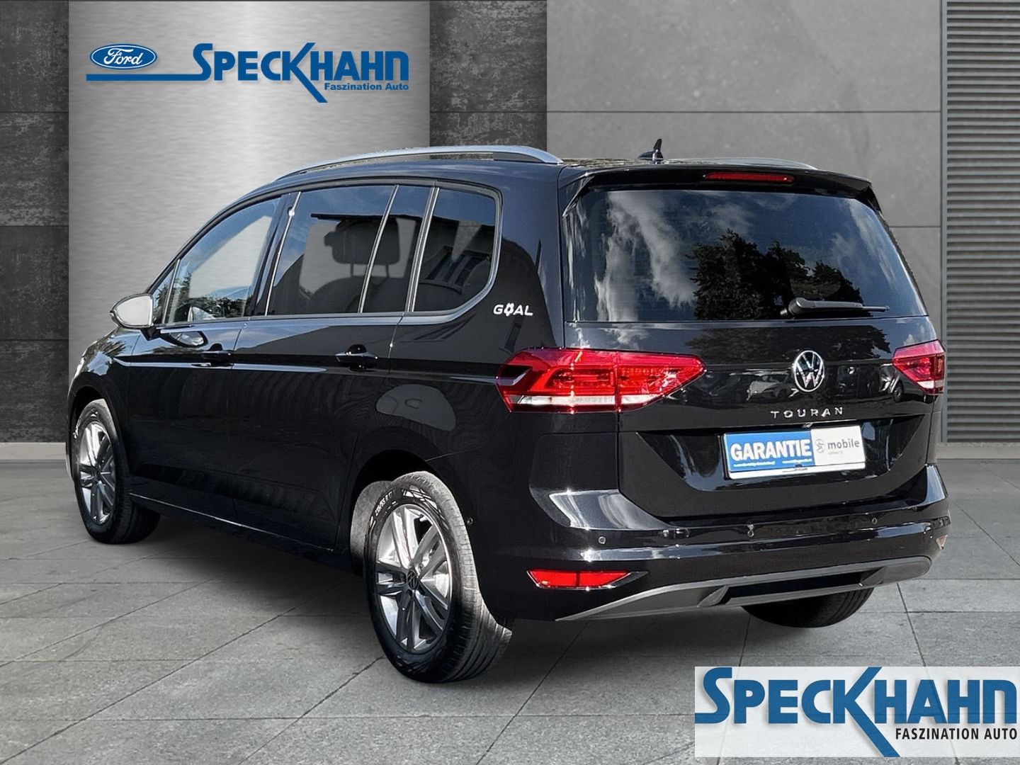 Volkswagen Touran GOAL BMT Start-Stopp 1.5 TSI SHZ Beheizbare Frontscheibe LED-Hauptscheinwerfer - Bild 2 von 20