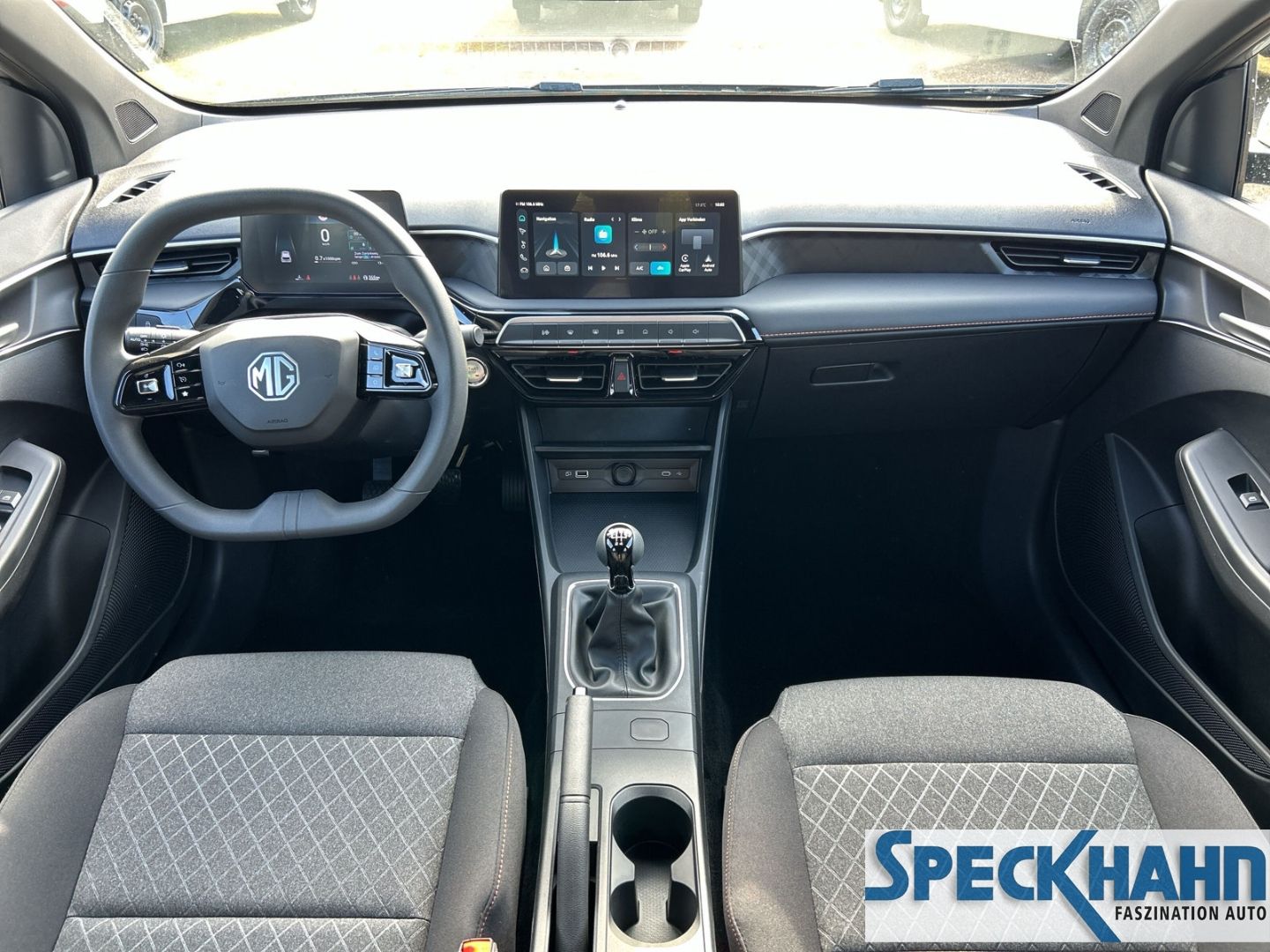 MG MG3 1.5 Comfort LED-Scheinw. Kamera Navi Einparkhilfe - Bild 14 von 20