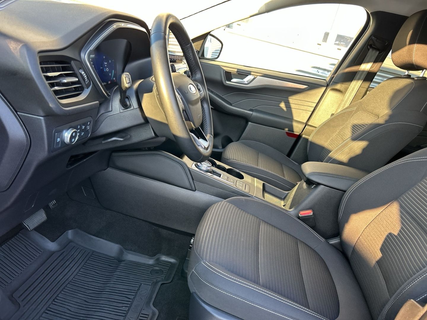 Ford Kuga - Bild 11 von 15