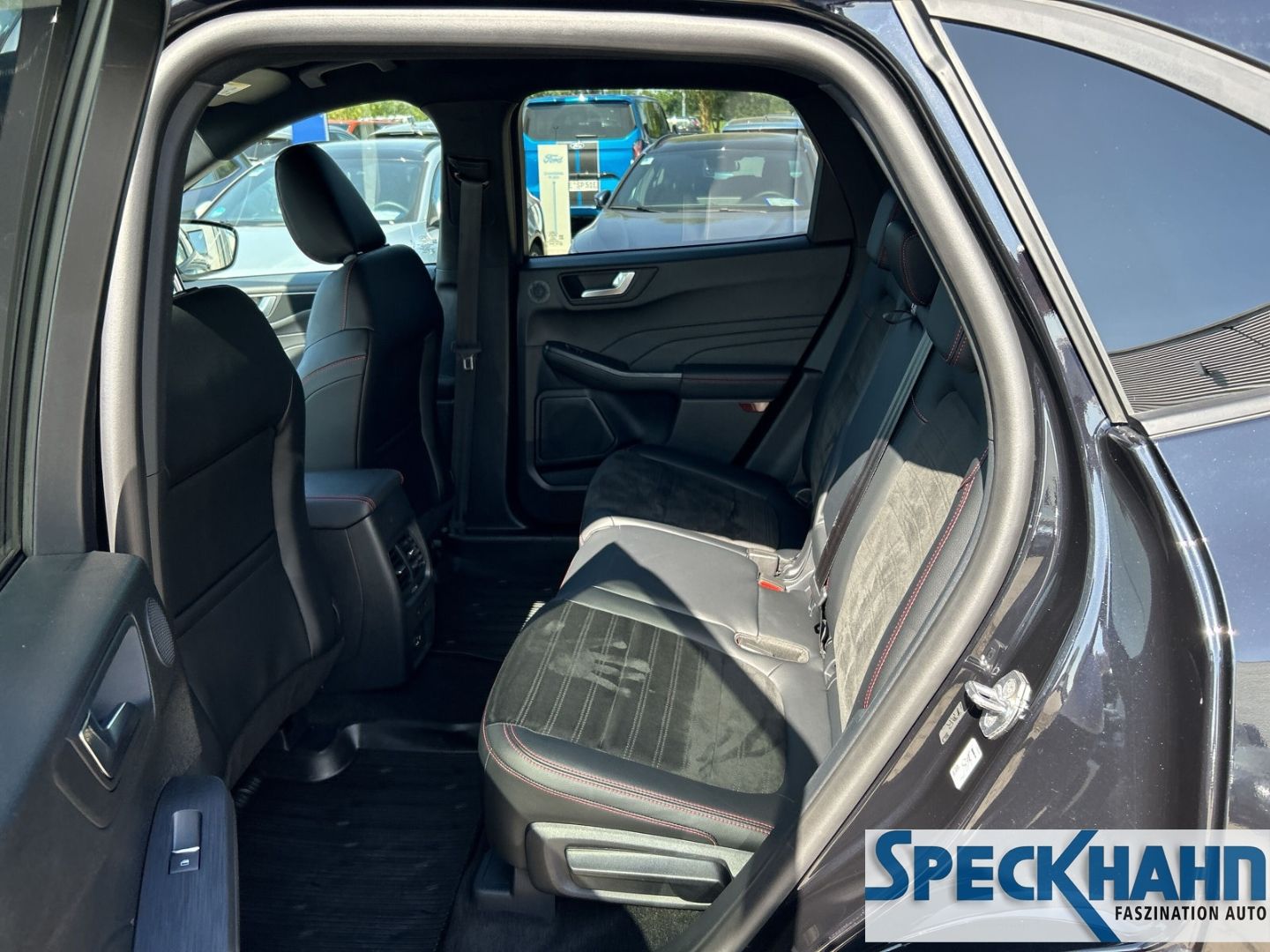 Ford Kuga - Bild 13 von 15