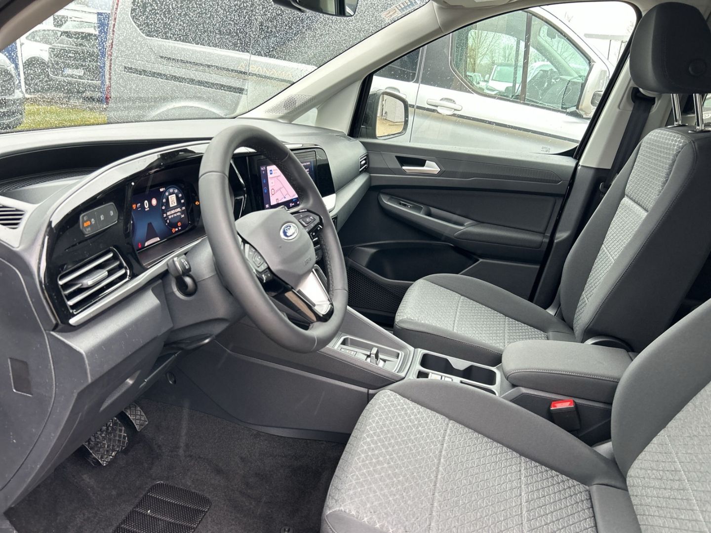 Ford Tourneo Connect - Bild 11 von 15