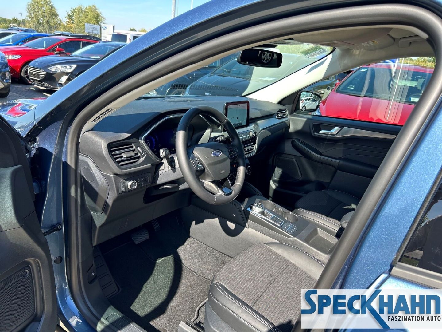 Ford Kuga - Bild 10 von 15