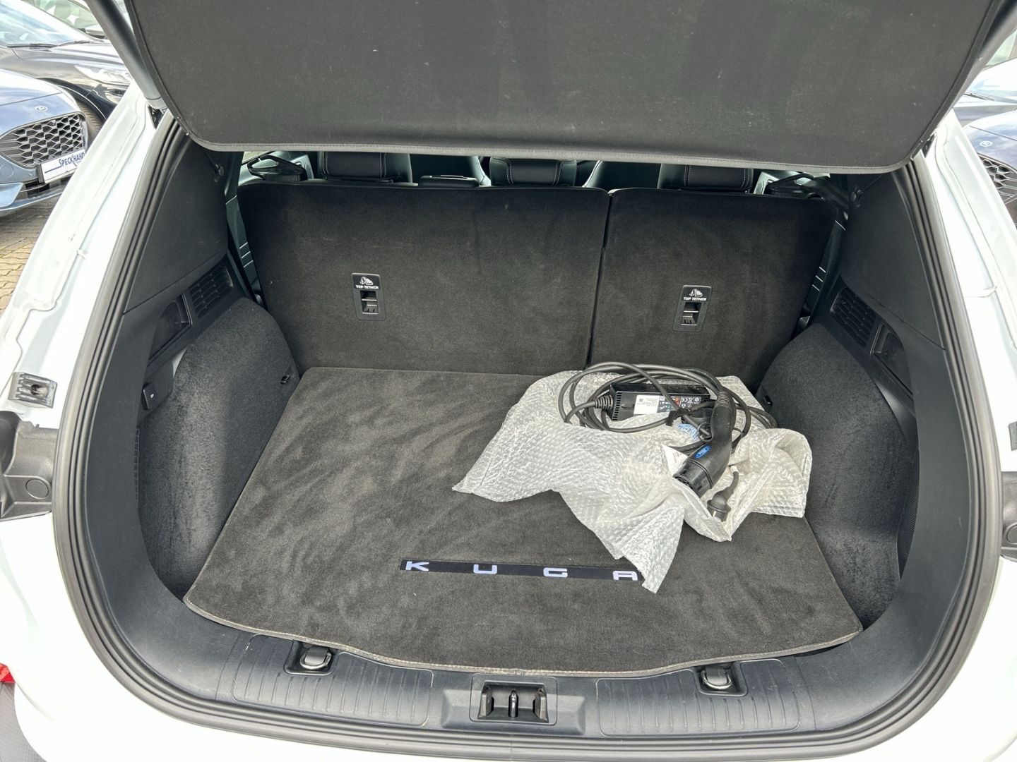 Ford Kuga Plug-In Hybrid Titanium X digitales Cockpit el.Heckklappe LED - Bild 9 von 20
