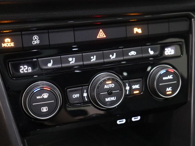 Volkswagen T-Roc - Bild 10 von 18