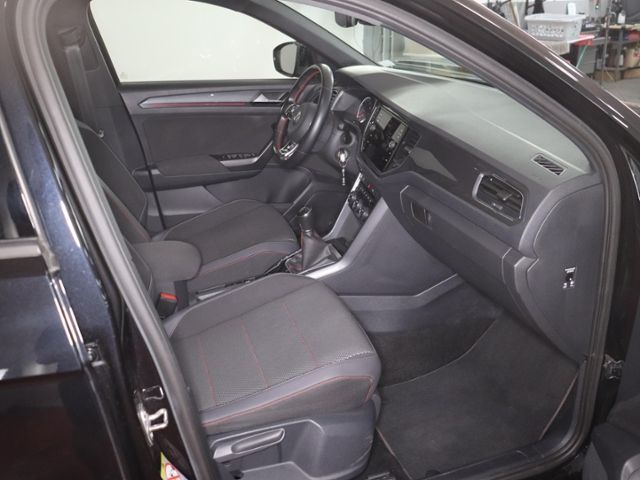 Volkswagen T-Roc - Bild 12 von 18