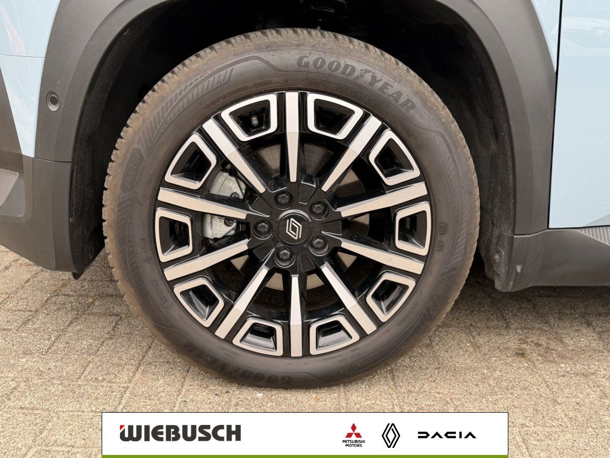 Renault SUV Leichtmetallfelge mit Goodyear Reifen im Detail