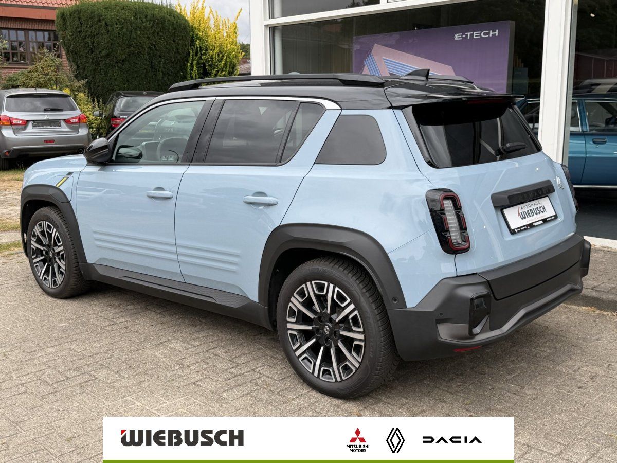Renault SUV hellblau, Heckansicht mit Kennzeichenhalter Wiebusch