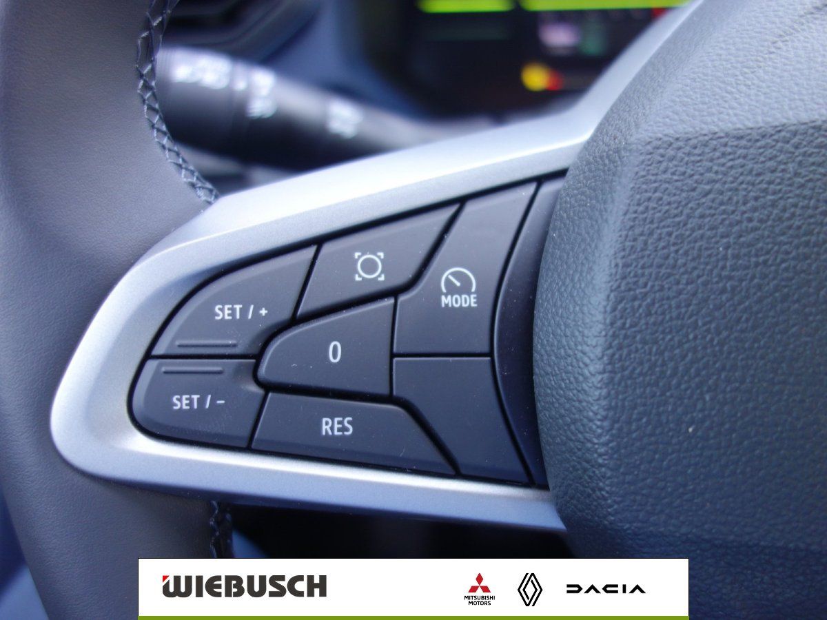 Dacia Bigster Lenkrad Tempomat Bedienelemente Detailansicht