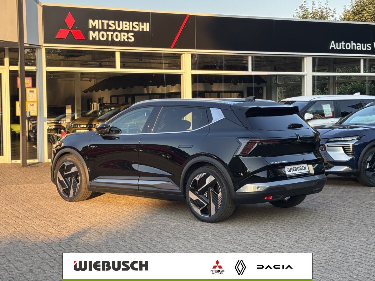 Mitsubishi Eclipse Cross schwarz Heckansicht vor Autohaus Wiebusch