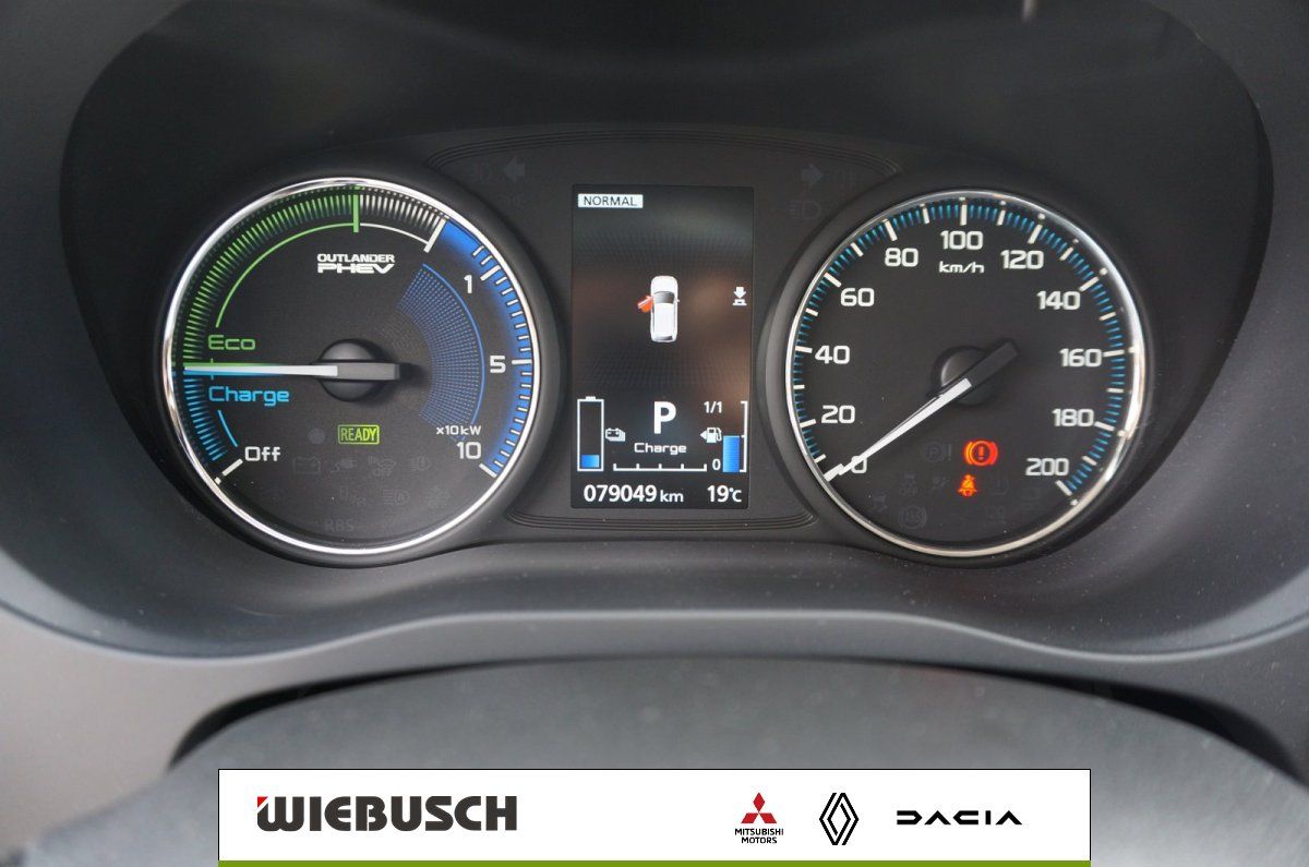 Mitsubishi Outlander - Bild 13 von 15