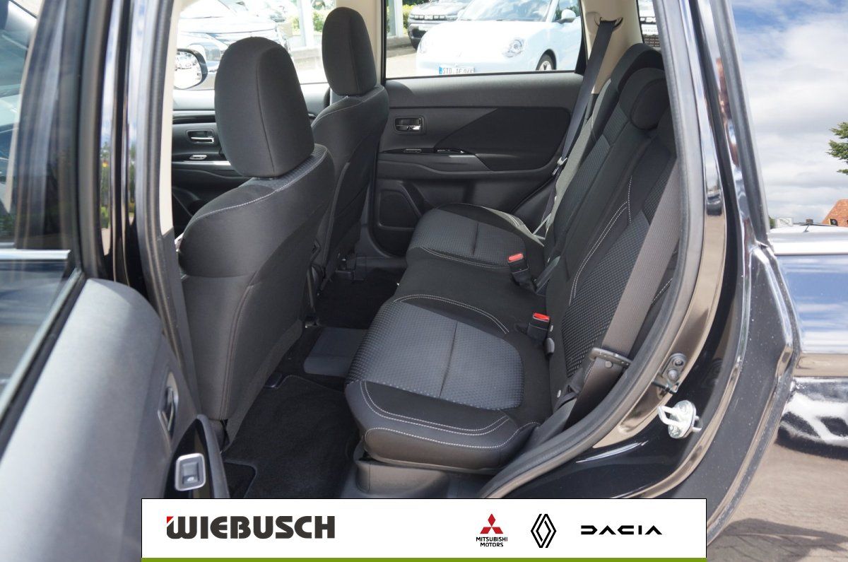 Mitsubishi Outlander - Bild 8 von 15