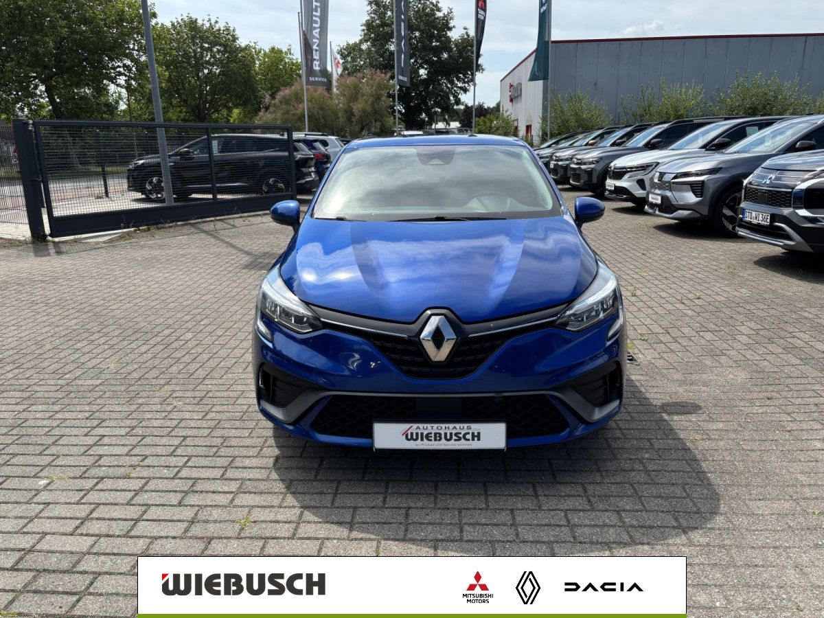 Renault Clio blau Frontansicht mit Kühlergrill