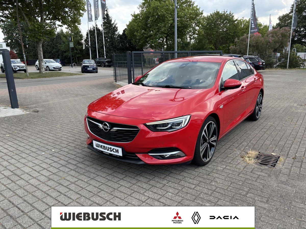 Opel Insignia Grand Sport rot, Frontansicht mit LED-Scheinwerfern