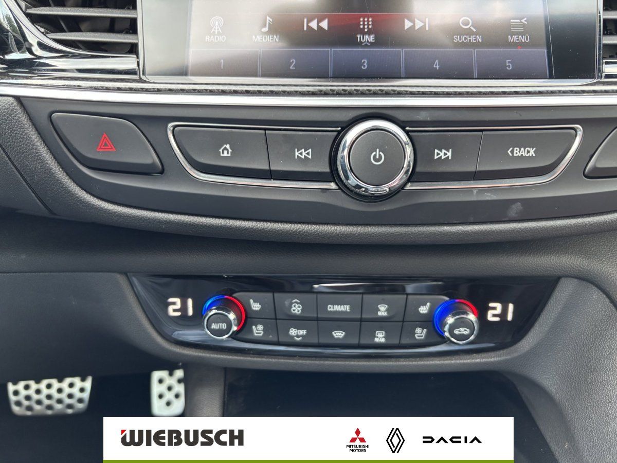 Opel Insignia Innenraum: Klimabedienung und Multimediadisplay im Detail